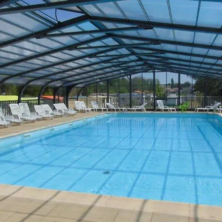 Mobil-home Spacieux Pour 6 Pers Avec Terrasse - Api-1-52-603