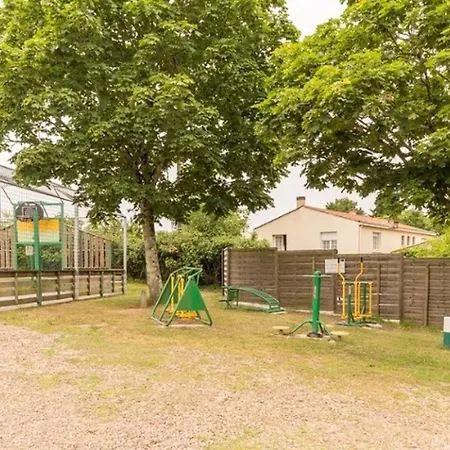 Mobil-home Spacieux Pour 6 Pers Avec Terrasse - Api-1-52-603 キャンプ場 *