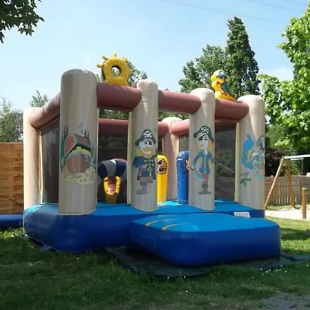 Mobil-home Spacieux Pour 6 Pers Avec Terrasse - Api-1-52-603 *