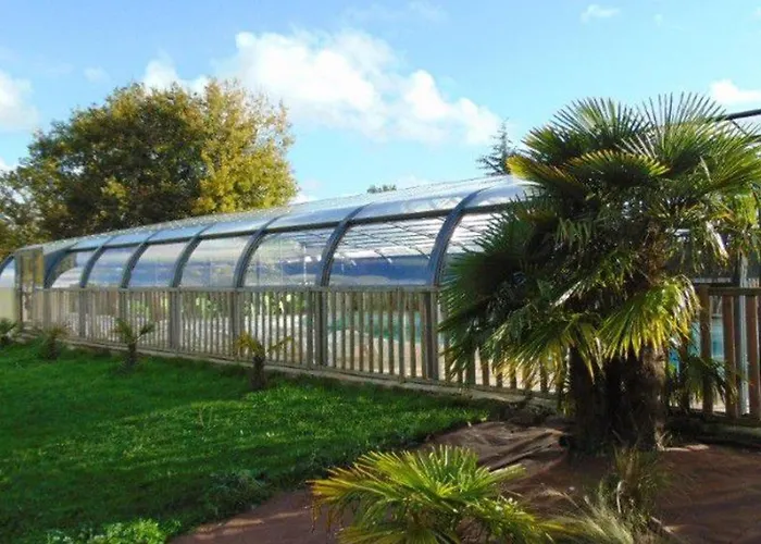 Mobil-home Spacieux Pour 6 Pers Avec Terrasse - Api-1-52-603 Avrille (Vendee)